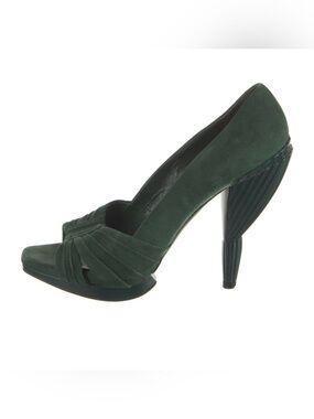 Miu Miu Green Suede Pleated Peep Toe Platform Pumps 37 US 7 Orig $530